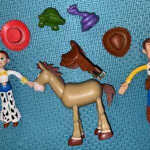 toy story 2 western friends Disney Pixar Woody Jessie Bullseye bendable